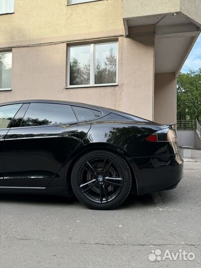 Tesla Model S 470 л.с. AT, 2013, 180 000 км