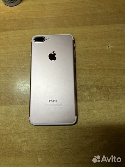 Телефон iPhone 7 plus 128 gb