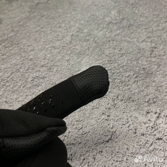 Перчатки Puma тёплые