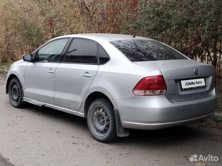 Volkswagen Polo 1.6 МТ, 2011, 412 000 км