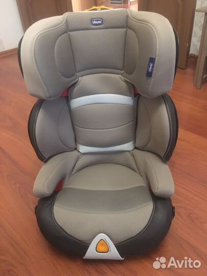 Детское автокресло 15 до 36 кг chicco oasys 2-3