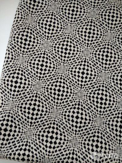 Отрезы ткани и трикотажа