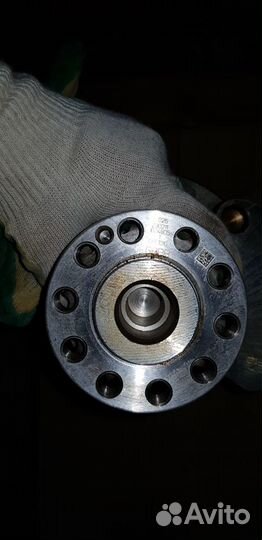 Audi A6 (C6) Вал коленчатый BDW 2.4 2004-2008 год