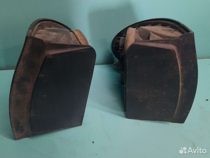 Фонарь Renault laguna 1