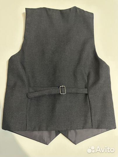 Жилетка для мальчика школьная