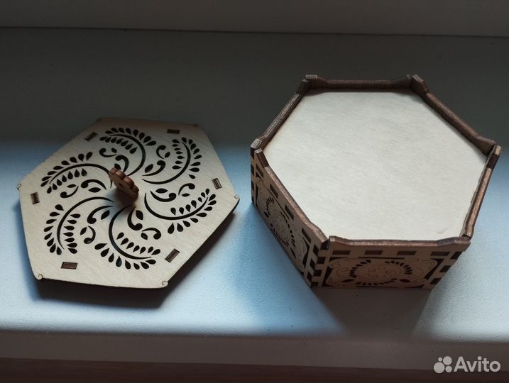 Шкатулки деревянные