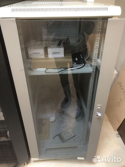 Напольный телекоммуникационный шкаф