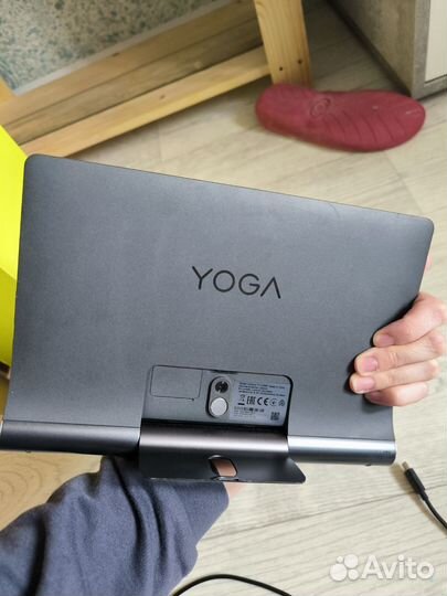 Планшет Lenovo Yoga SMART Tab