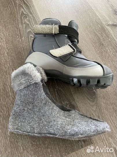 Лыжные ботинки детские 34