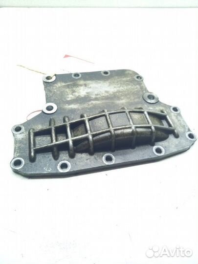 Крышка кпп Hyundai Accent G4EA