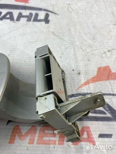 Лючок топливного бака Peugeot 307 легковой