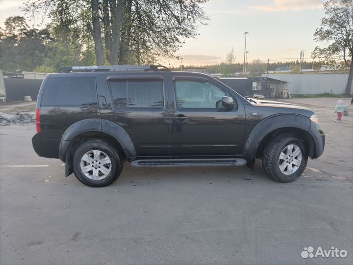 Nissan Pathfinder 2.5 AT, 2005, 470 000 км