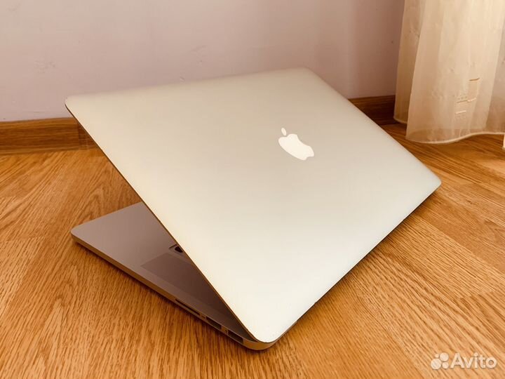 MacBook Pro 15
