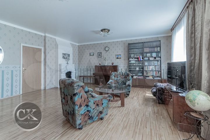 Дом 312 м² на участке 12 сот.