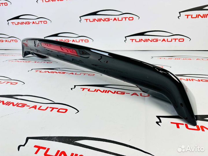 Спойлер на верх Toyota Land Cruiser Prado 120 U930