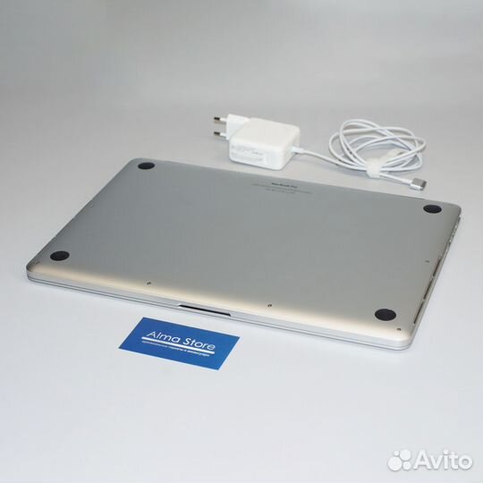 Apple MacBook Pro Retina 15