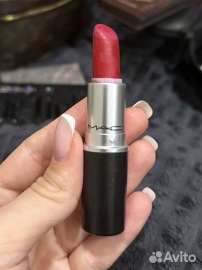MAC candy cane красная помада