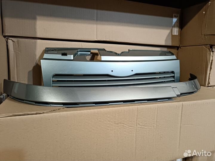 Решетка радиатора и ресницы ваз 2110 кварц