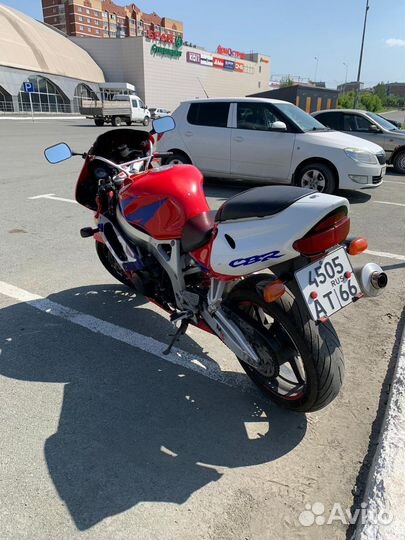 Honda cbr 919 rr