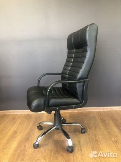 Офисное кресло от производителя