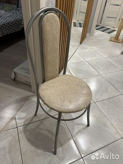 Комод,журн.столик,стул,кресло бесплатно