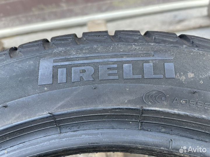 Pirelli Winter Sottozero 3 215/45 R16
