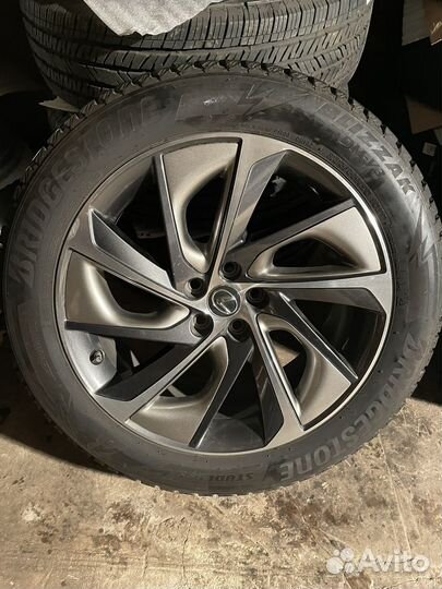 Колеса Lexus RX R20