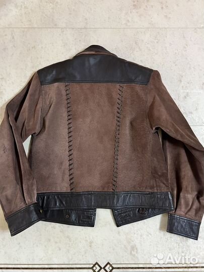 Куртка фирменая из натуральной замши