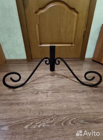 Подставка (тренога) под елку