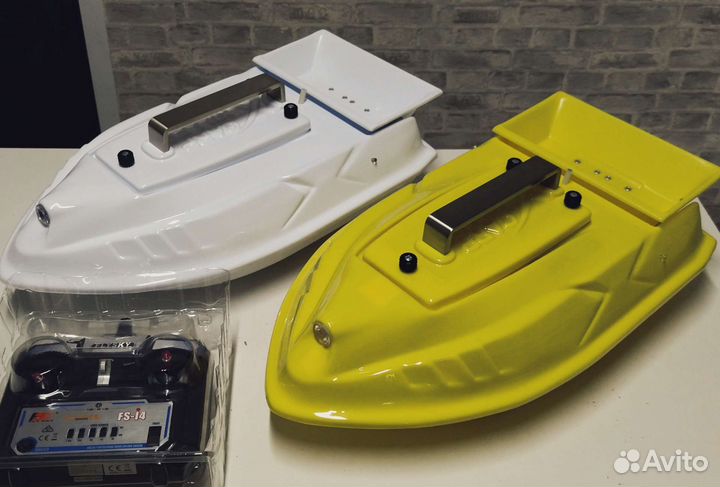 Прикормочный кораблик