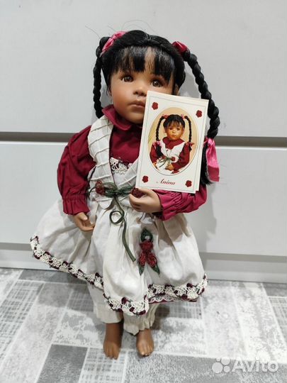 Кукла фарфоровая Das Puppen Kunstarchiv