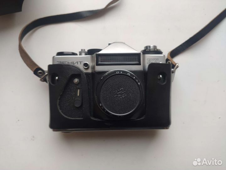 Плёночный фотоаппарат Зенит ет бу