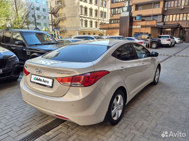 Hyundai Elantra 1.6 AT, 2012, 212 200 км