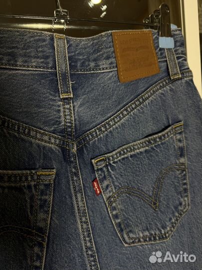 Джинсы levis mom 25 размер