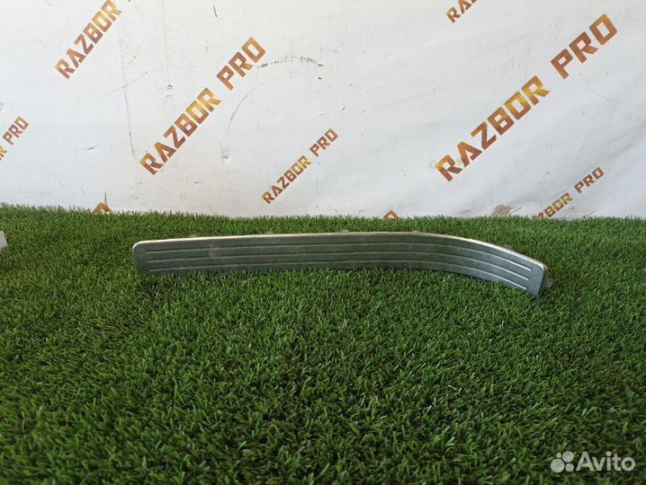 Накладка на порог задняя левая Volkswagen Touareg