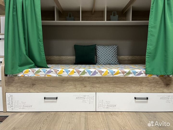 Двухъярусная кровать 90х190