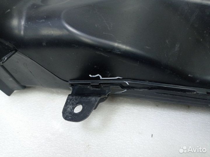 Воздуховод тормозного механизма передний правый