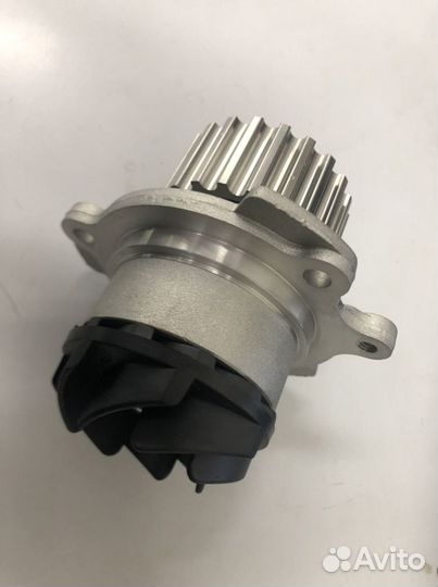 Водяной насос помпа vesta