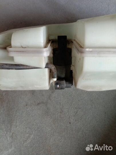 Бачок омывателя Renault Sandero K7J710 2014