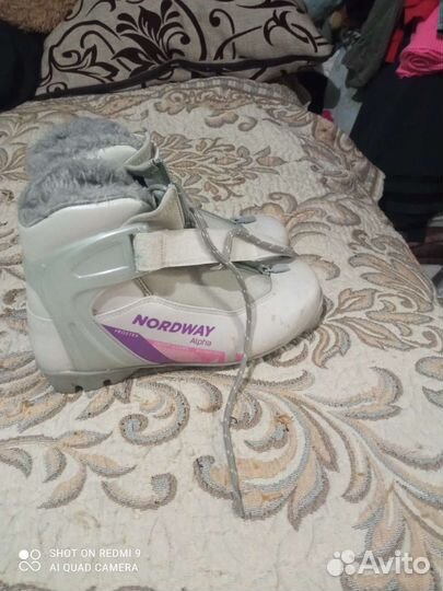 Ботинки женские 38 размер для лыж