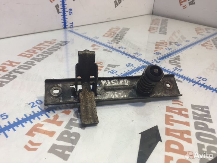 Рено Мастер Защелка капота