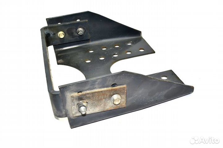 Скоба подвесного подшипника карданного вала volvo