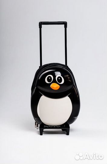 Детский чемодан и рюкзак