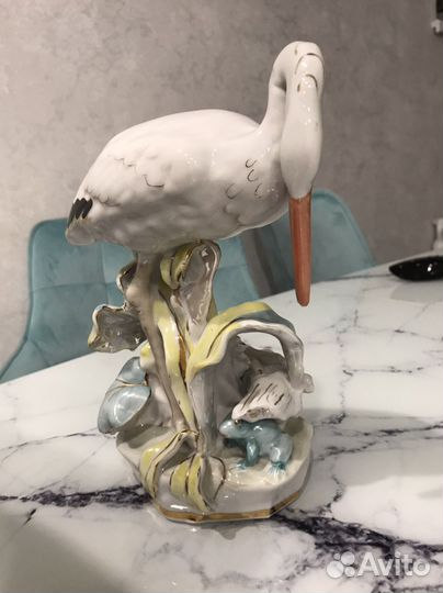 Фарфоровая статуэтка лфз цапля и лягушка