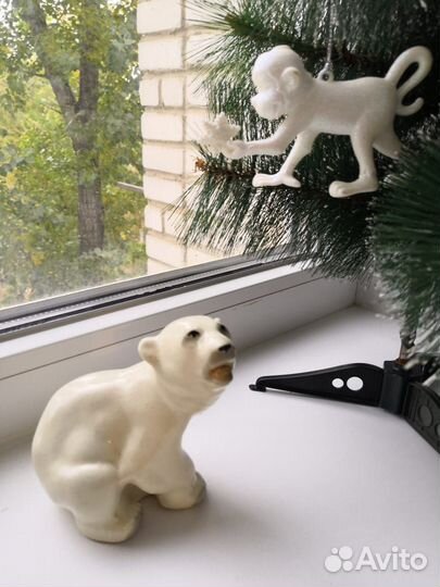 Белый медвежонок Умка лфз статуэтка СССР
