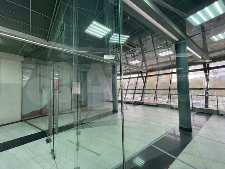 Торговая площадь, 65 м²