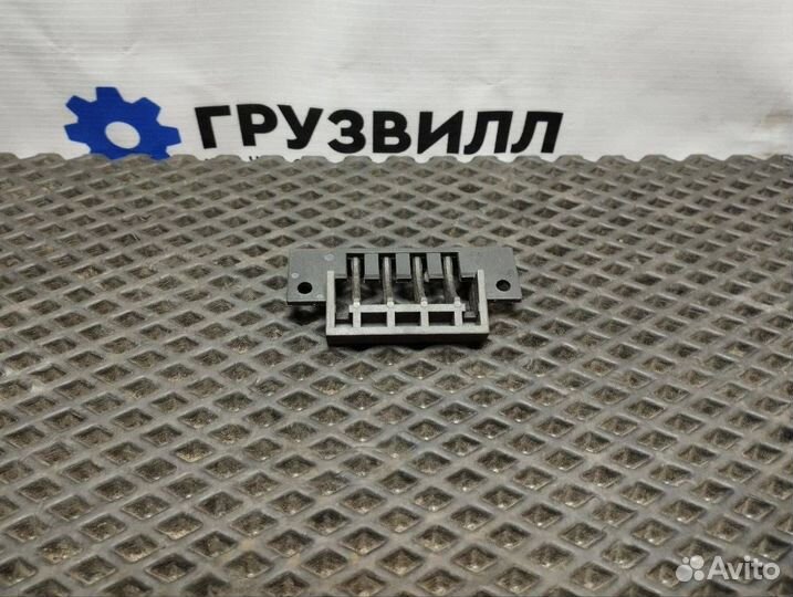 Крепление люка Volvo FH4 10015327