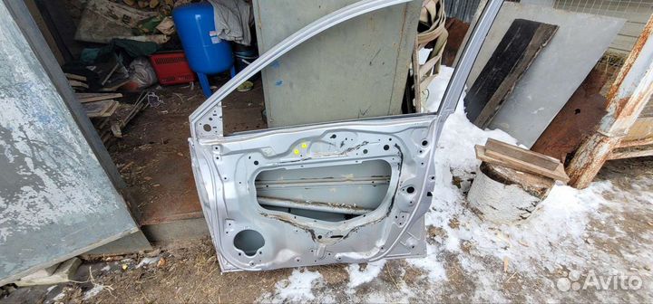 Honda CRV3 дверь правая передняя