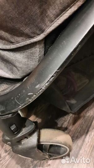 Прогулочная коляска babyton