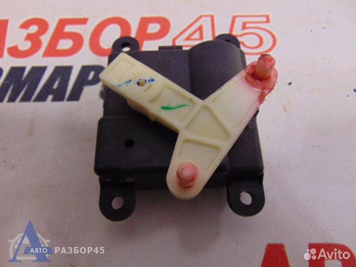 Моторчик заслонки печки для Nissan Almera 2 2000